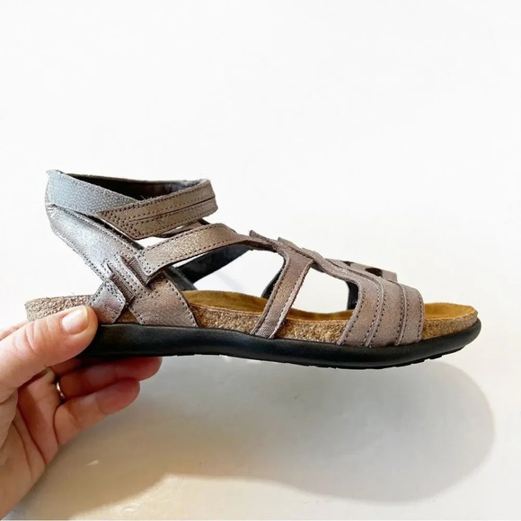 NAOT Sara Metallic Leather Gladiator Style Sandals Women’s Size‎ 4 EU 35 Summer - Picture 2 of 11